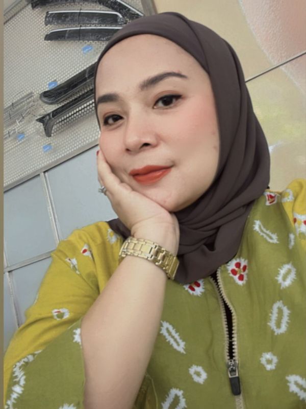 LADY | SALES COUNTER |